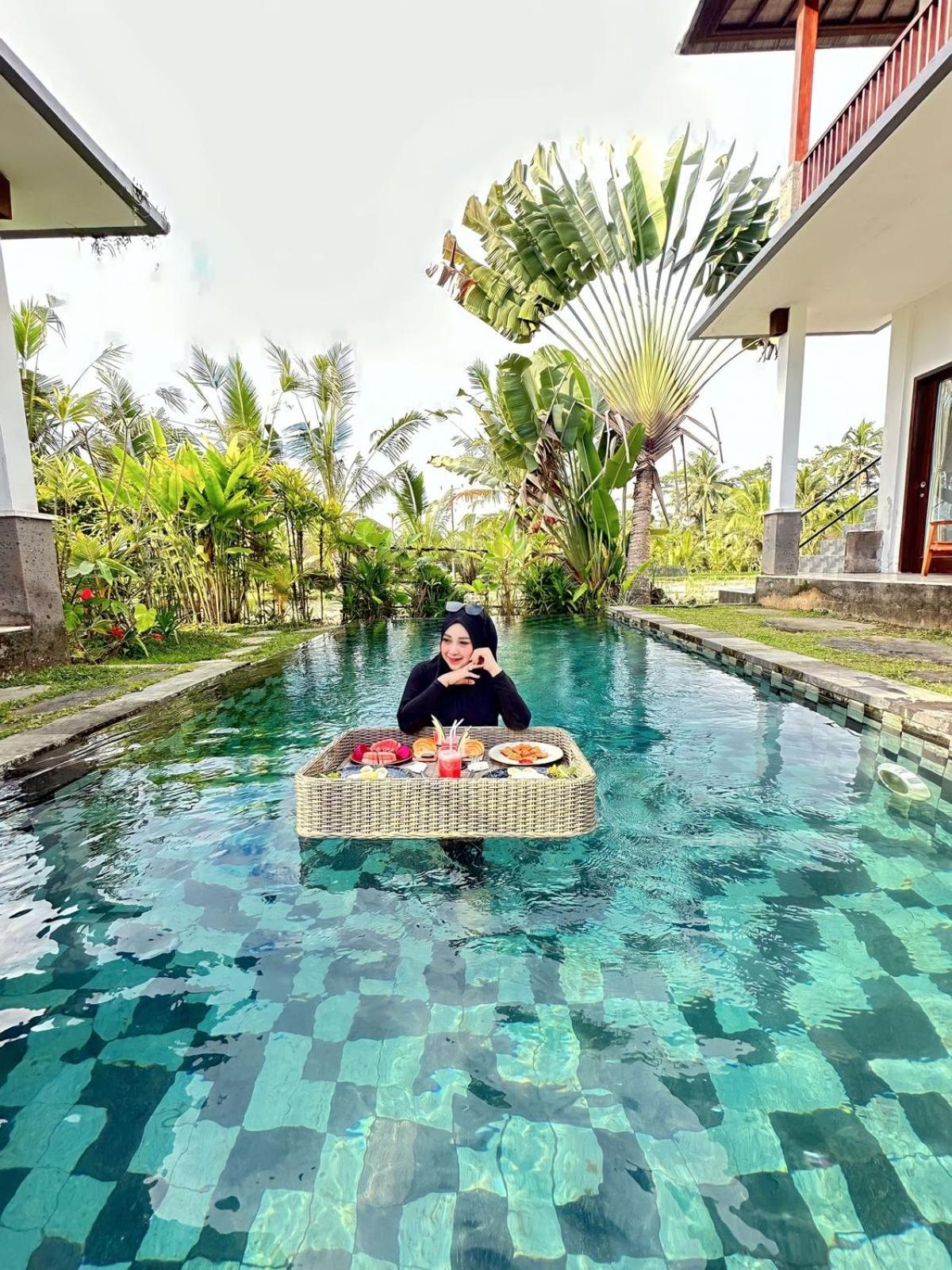 Villa Kemuning Тегаллаланг Экстерьер фото